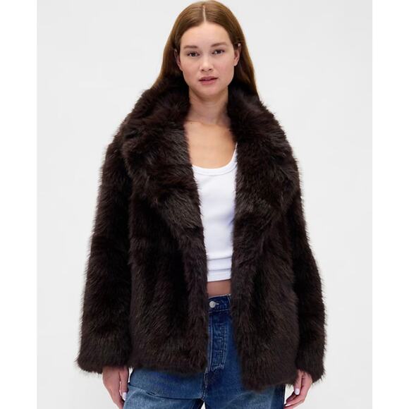 Gap Jackets & Blazers - GAP FAUX FUR JACKET SMALL
